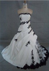 9. Black And White Embroidered Wedding Dress