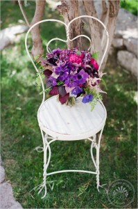 10 Amazing Purple Wedding Bouquets with Style