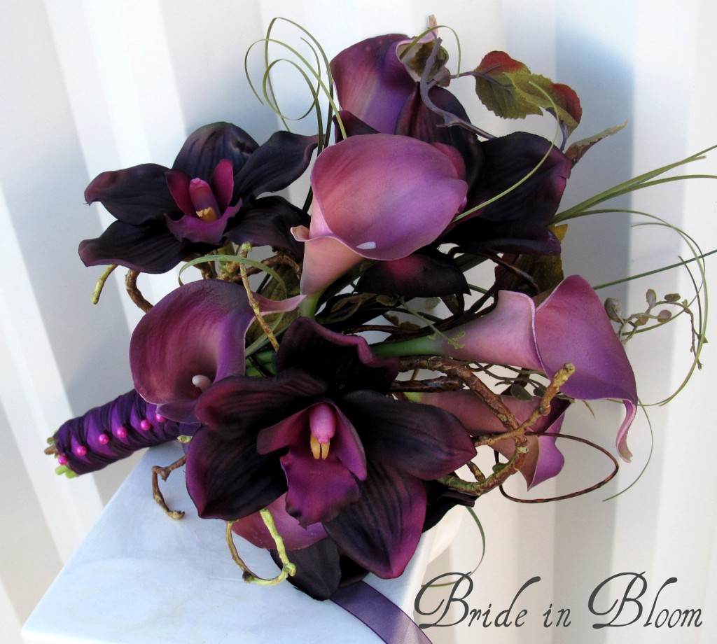 10 Amazing Purple Wedding Bouquets with Style – BestBride101