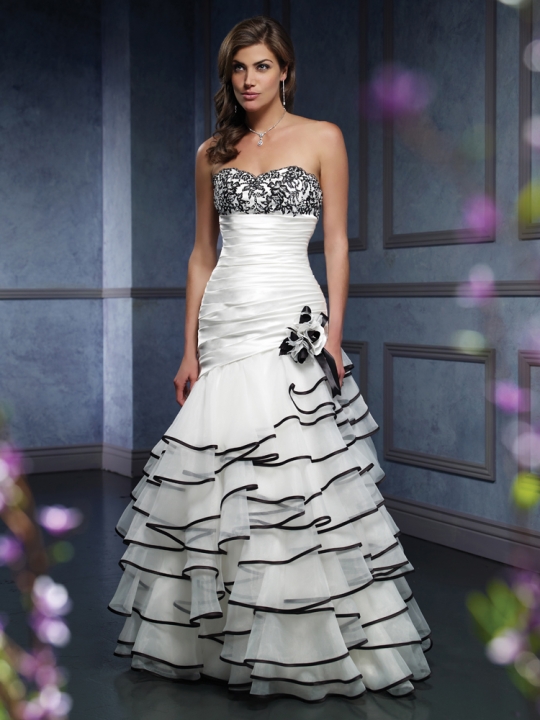 Ten Elegant Black and White Wedding Dresses – BestBride101