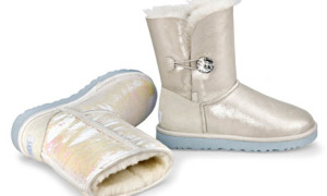 Ugg wedding boots: match with fleecy bridal gown?