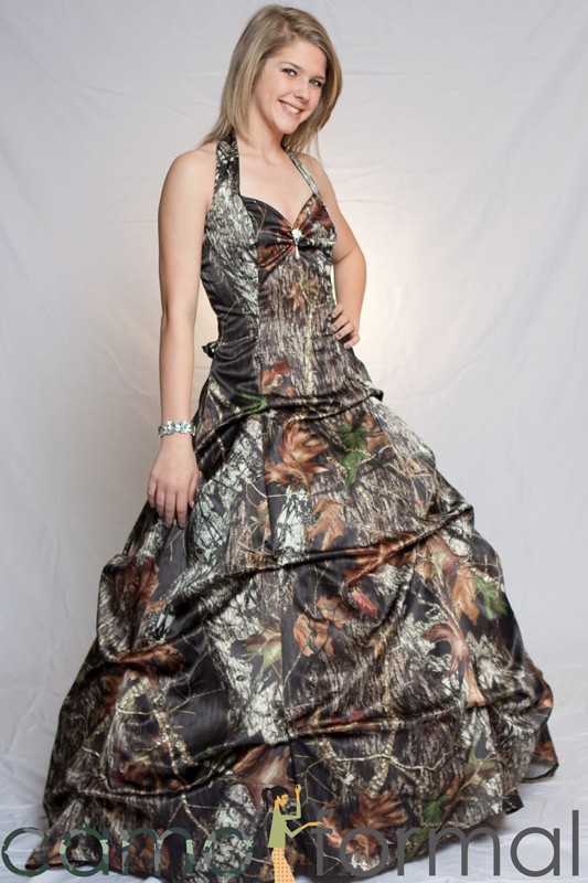 Camo wedding dresses - apoplaces