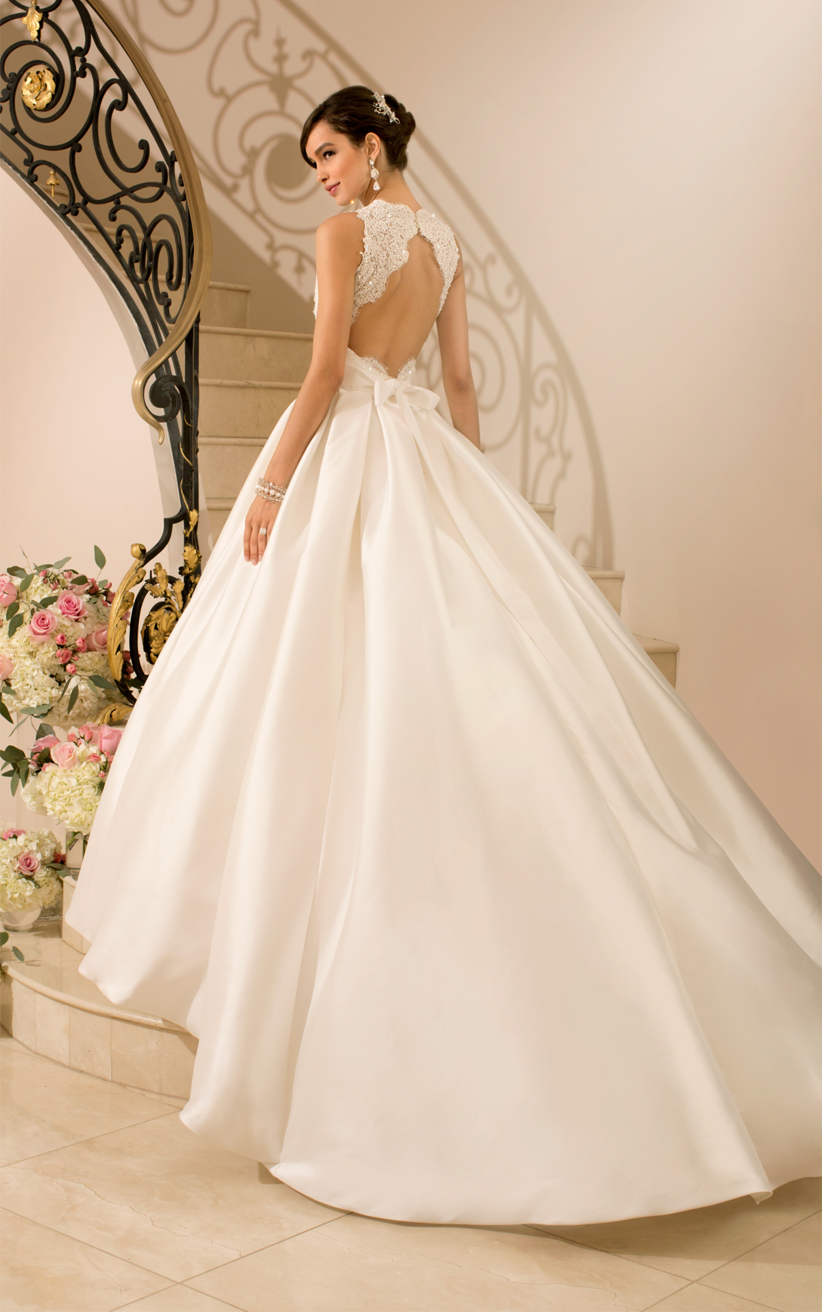 Best Romantic Lace Wedding Dresses – BestBride101