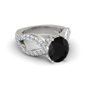 oval engagement rings