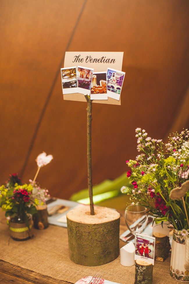 7-quick-and-easy-rustic-wedding-details-that-wont-blow-the-budget-PLACE-CARD-HOLDERS-chrisbarberphotography.co_.uk-HelenWill-417